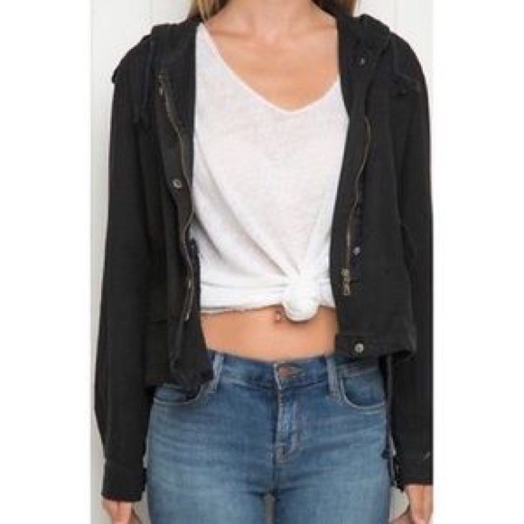 Brandy Melville Jackets & Blazers - Brandy Melville Hailey Jacket